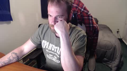 Snapshot of kuggy570 chatting on February 2025 10:31:02 PM Kuggy online show from February 2025 10:31:02 PM