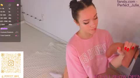 Snapshot of kumamonchik chatting on February 2025 08:17:01 AM MY NAME IS JULIA TO SEE MORE 18 CONTENT YOU CAN SUBSCRIBE TO FANSLY - online show from February 2025 08:17:01 AM