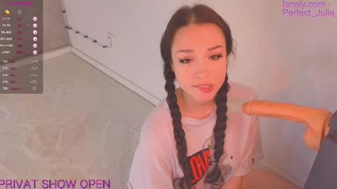  MY NAME IS JULIA  TO SEE MORE 18 CONTENT YOU CAN SUBSCRIBE TO  FANSLY -  online show from October 2025 08:26:01 AM