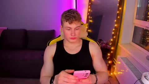 kurt_hanssen online show from April 2026 06:12:01 PM