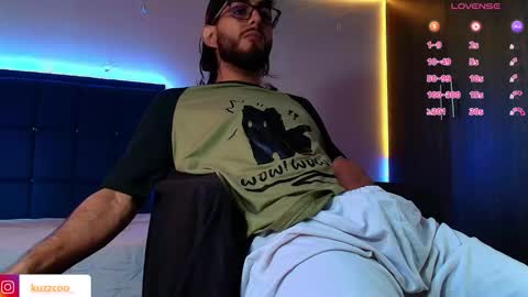 kuzzcoo online show from March 2026 01:03:02 PM