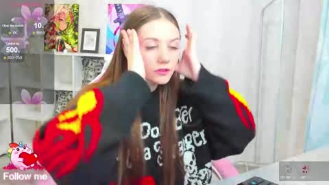 Snapshot of kvetachka chatting on December 2024 01:17:01 AM Kvetachka Thu-Sun 0900am-1500pmGTM2 online show from December 2024 01:17:01 AM