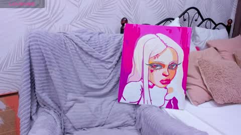 Snapshot of kvetachka chatting on December 2024 03:58:02 AM Kvetachka Thu-Sun 0900am-1500pmGTM2 online show from December 2024 03:58:02 AM