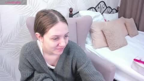 Snapshot of kvetachka chatting on January 2025 12:49:01 AM Kvetachka Thu-Sun 0900am-1500pmGTM2 online show from January 2025 12:49:01 AM