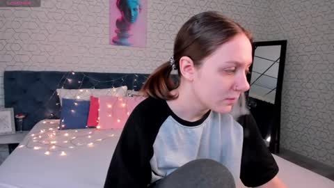 Snapshot of kvetachka chatting on March 2025 01:31:02 AM Kvetachka Thu-Sun 0900am-1500pmGTM2 online show from March 2025 01:31:02 AM