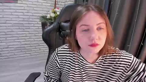 Snapshot of kvetachka chatting on March 2025 12:42:01 AM Kvetachka Thu-Sun 0900am-1500pmGTM2 online show from March 2025 12:42:01 AM