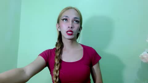 Kween online show from December 2024 02:51:01 PM