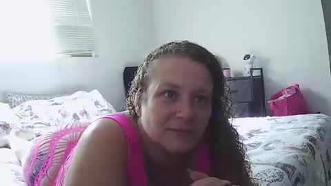 Kween Bunny B online show from October 2025 08:26:01 PM