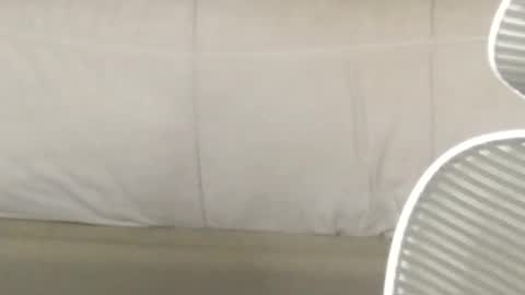 Kick online show from November 2025 09:36:02 PM