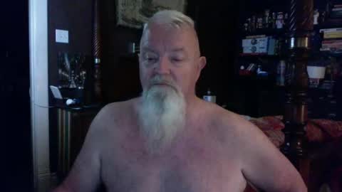 Snapshot of kyhgihntight chatting on May 2026 12:14:02 PM Nick Nude Celt KYHighNTight online show from May 2026 12:14:02 PM