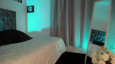 Kyle Cooper online show from January 2025 06:09:02 AM