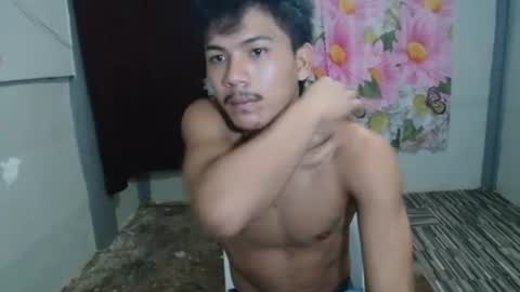 kyle_lourence online show from June 2026 07:11:02 AM