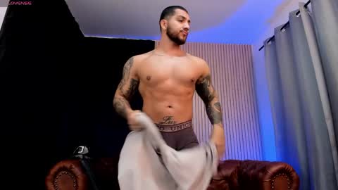 kylenorth_ online show from April 2026 02:33:02 PM