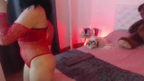 Snapshot of kylie444 chatting on November 2025 02:10:01 AM Sara online show from November 2025 02:10:01 AM