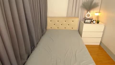 Snapshot of kylie_cums chatting on January 2025 12:20:02 PM kylie_cums online show from January 2025 12:20:02 PM