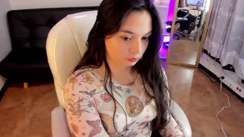 kylie online show from October 2025 01:52:02 PM