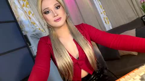 Snapshot of kylie_iyutera chatting on July 2026 09:22:01 AM kylie online show from July 2026 09:22:01 AM