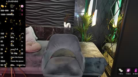 Kylie online show from January 2025 07:57:01 PM