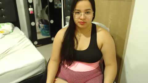 Snapshot of kylie_switch chatting on March 2025 11:18:02 PM Instagram Kylie switch followme buy lovense here online show from March 2025 11:18:02 PM