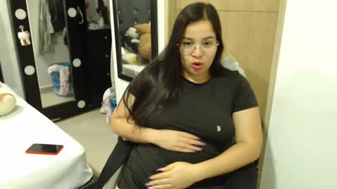 Snapshot of kylie_switch chatting on March 2025 10:53:01 PM Instagram Kylie switch followme buy lovense here online show from March 2025 10:53:01 PM