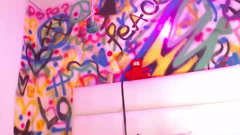 Snapshot of kyliebenson chatting on January 2025 04:40:01 PM Melissa online show from January 2025 04:40:01 PM