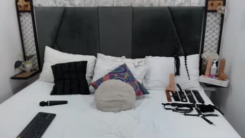Snapshot of kyliebenson chatting on January 2025 06:01:02 AM Melissa online show from January 2025 06:01:02 AM