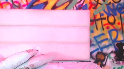 Snapshot of kyliebenson chatting on February 2025 02:45:01 PM Melissa online show from February 2025 02:45:01 PM