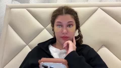 Din online show from April 2026 09:39:01 PM