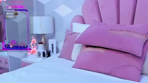 Kylie jl online show from January 2025 04:48:02 AM