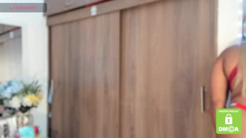 kylie white boobs online show from October 2025 08:06:02 PM