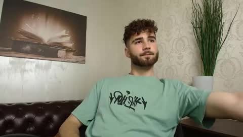 KyloEast online show from May 2026 05:14:02 AM