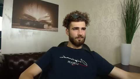 KyloEast online show from June 2026 07:22:01 AM