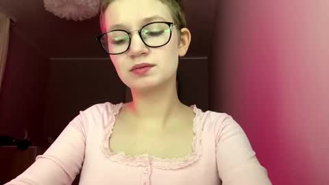 Kim online show from January 2026 06:10:01 PM