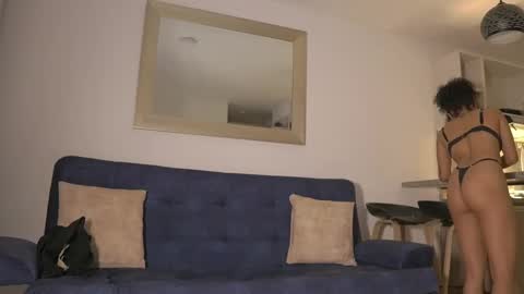 schedule 300 pm - 1100pm colombia time online show from February 2025 04:31:01 AM