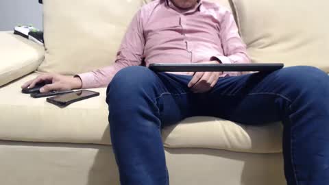 Snapshot of l0c0sdrm4t chatting on March 2025 01:48:02 AM Yzarc online show from March 2025 01:48:02 AM