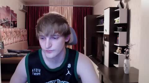 l1onkennedy online show from October 2025 08:08:02 PM