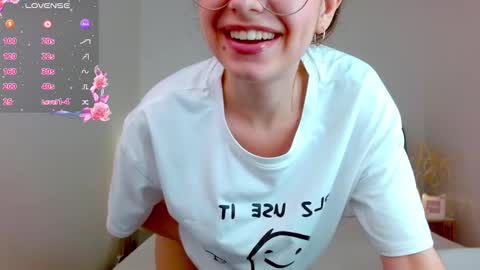 Margo  online show from September 2025 09:47:02 PM