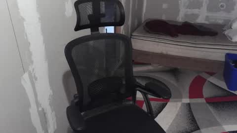 l1v1nth3dr3am online show from September 2025 02:44:01 AM