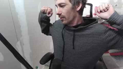 l1v1nth3dr3am online show from October 2025 01:51:02 PM