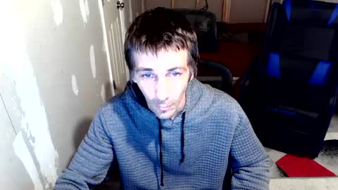 Snapshot of l1v1nth3dr3am chatting on July 2026 06:18:01 AM l1v1nth3dr3am online show from July 2026 06:18:01 AM