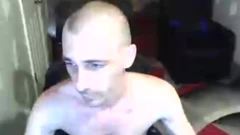 Snapshot of l1v1nth3dr3am chatting on July 2026 01:45:01 AM l1v1nth3dr3am online show from July 2026 01:45:01 AM