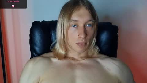 Snapshot of l_adonis_l chatting on May 2026 10:32:02 AM Adonis online show from May 2026 10:32:02 AM