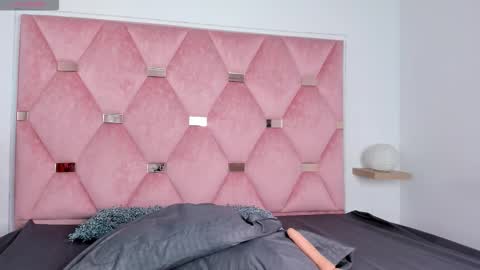 Daniela online show from October 2025 11:32:02 AM