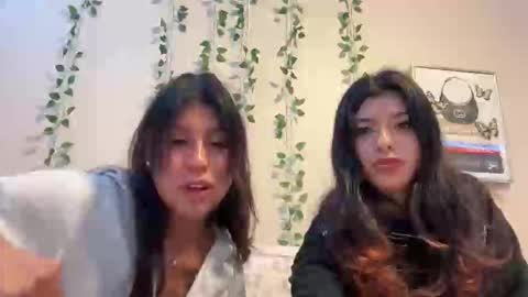 la fresita online show from November 2025 01:50:02 AM