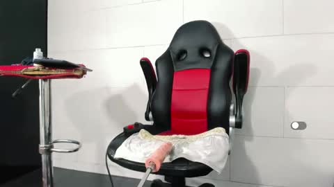 AriSaray online show from February 2025 12:38:02 AM