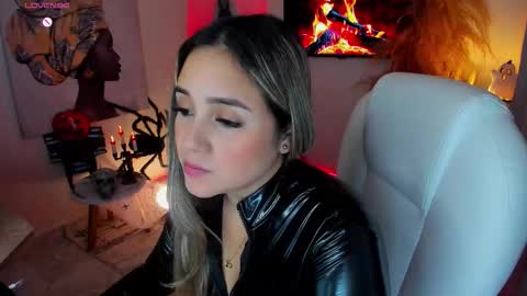 Snapshot of la_venezolana chatting on October 2025 06:28:01 AM Vero online show from October 2025 06:28:01 AM