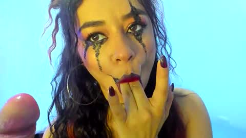 Marly online show from October 2025 09:54:02 AM