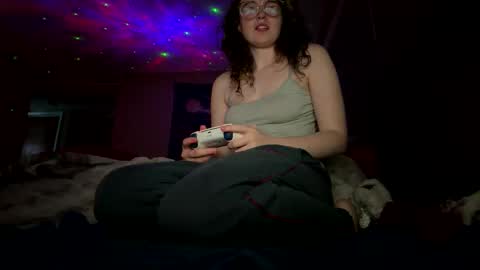 lacedinsin online show from April 2026 03:33:02 AM