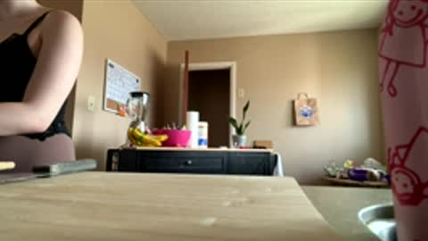 lacedinsin online show from April 2026 08:13:02 PM