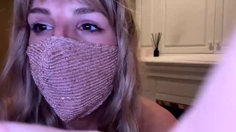 laceluxleather online show from March 2026 06:19:02 AM